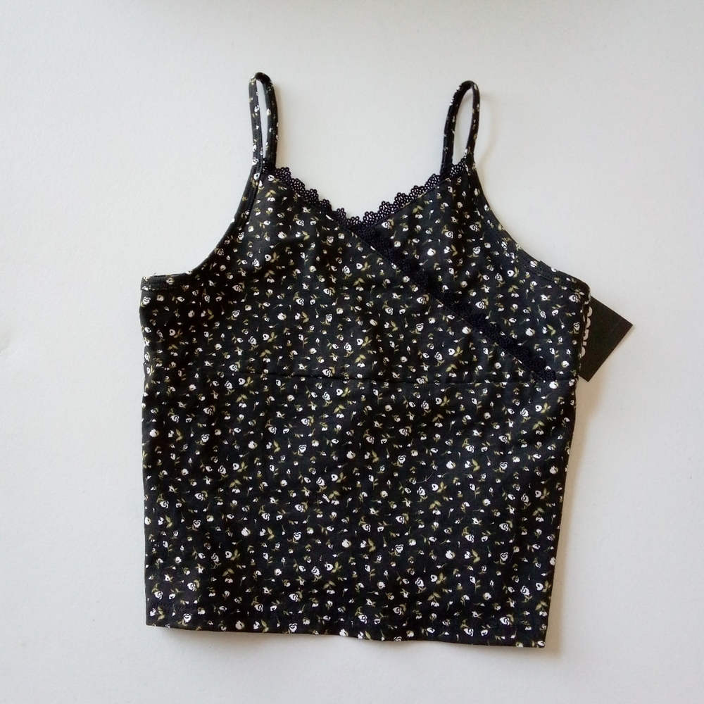 Girl's NWT Size M 4 Piece Kid's  Bundle - Picture 2 of 6